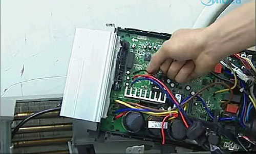 长垣美的空调电话是多少